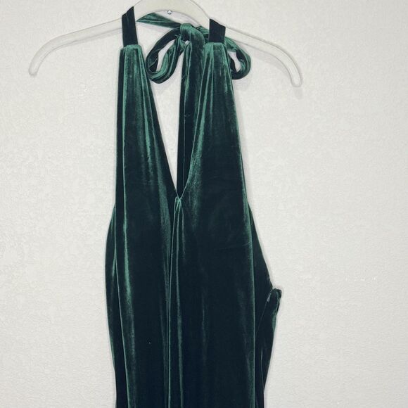 Revelry Atherna Velvet Halter Gown Size 4 Green Open Back Maxi Formal Dress Prom - Picture 5 of 11